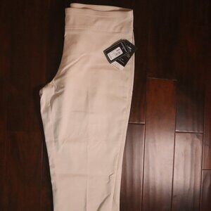 Counterparts NWT Tan Pull On Womens Cropped Pants XL